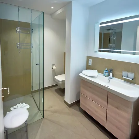 Beatrice In - Wg 8 Mit Balkon Und Kleinem Meerblick *