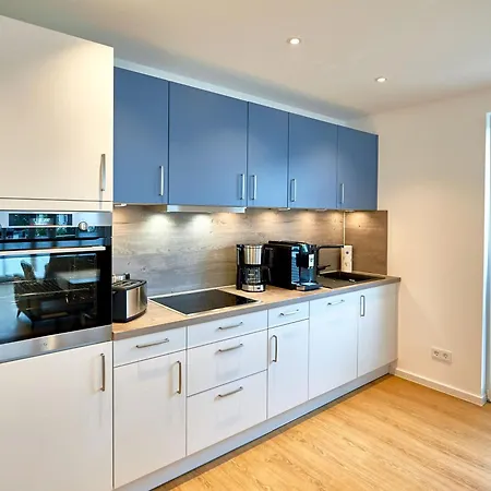 Beatrice In - Wg 8 Mit Balkon Und Kleinem Meerblick 아파트 빈츠