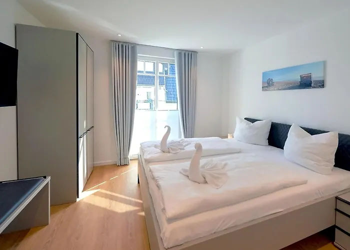 Beatrice In - Wg 8 Mit Balkon Und Kleinem Meerblick Binz