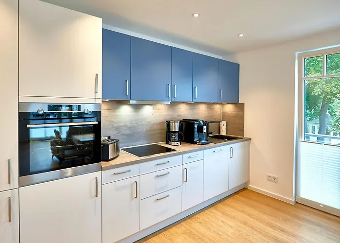 Beatrice In - Wg 8 Mit Balkon Und Kleinem Meerblick Apartament Binz