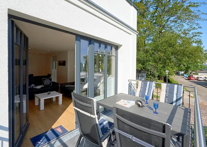 Beatrice In - Wg 8 Mit Balkon Und Kleinem Meerblick Apartament Binz